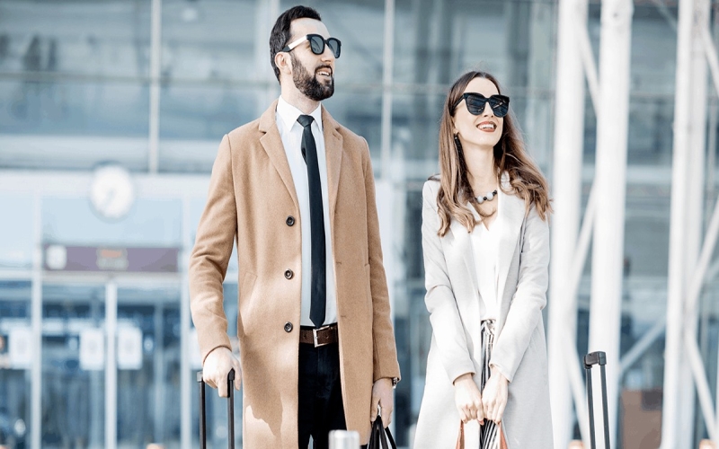 what to wear to the airport women
